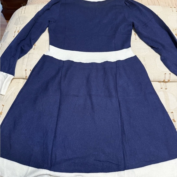 Knit mini dress - Picture 3 of 3